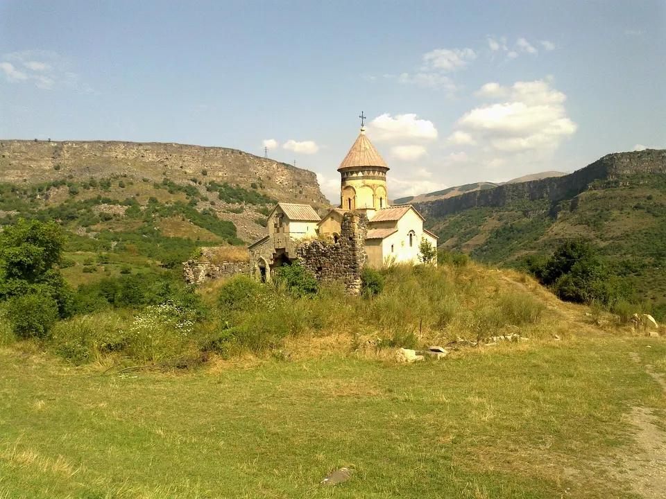 Hnevank Monastery Complex